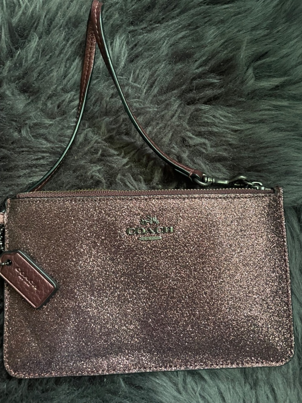Coach Glitter Wristlet in Plum Rose  EUC - Picture 3 of 10